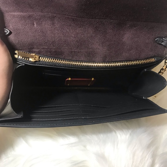 Coach Crossbody - Picture 4 of 4